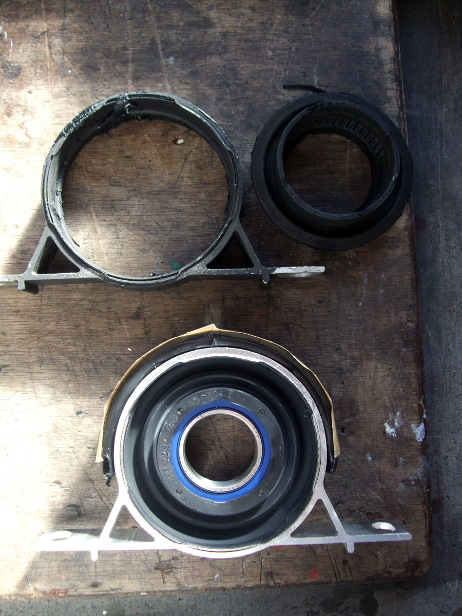 E46 Worn Propshaft Centre Bearing Replacement [Visual Guide]