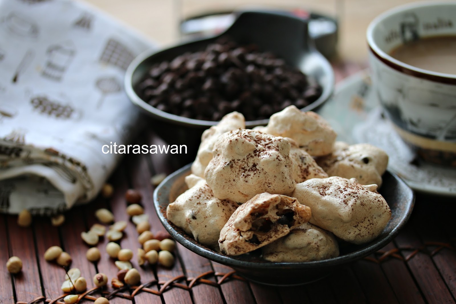 Meringue Chocolate Chips Cookies Blog Kakwan