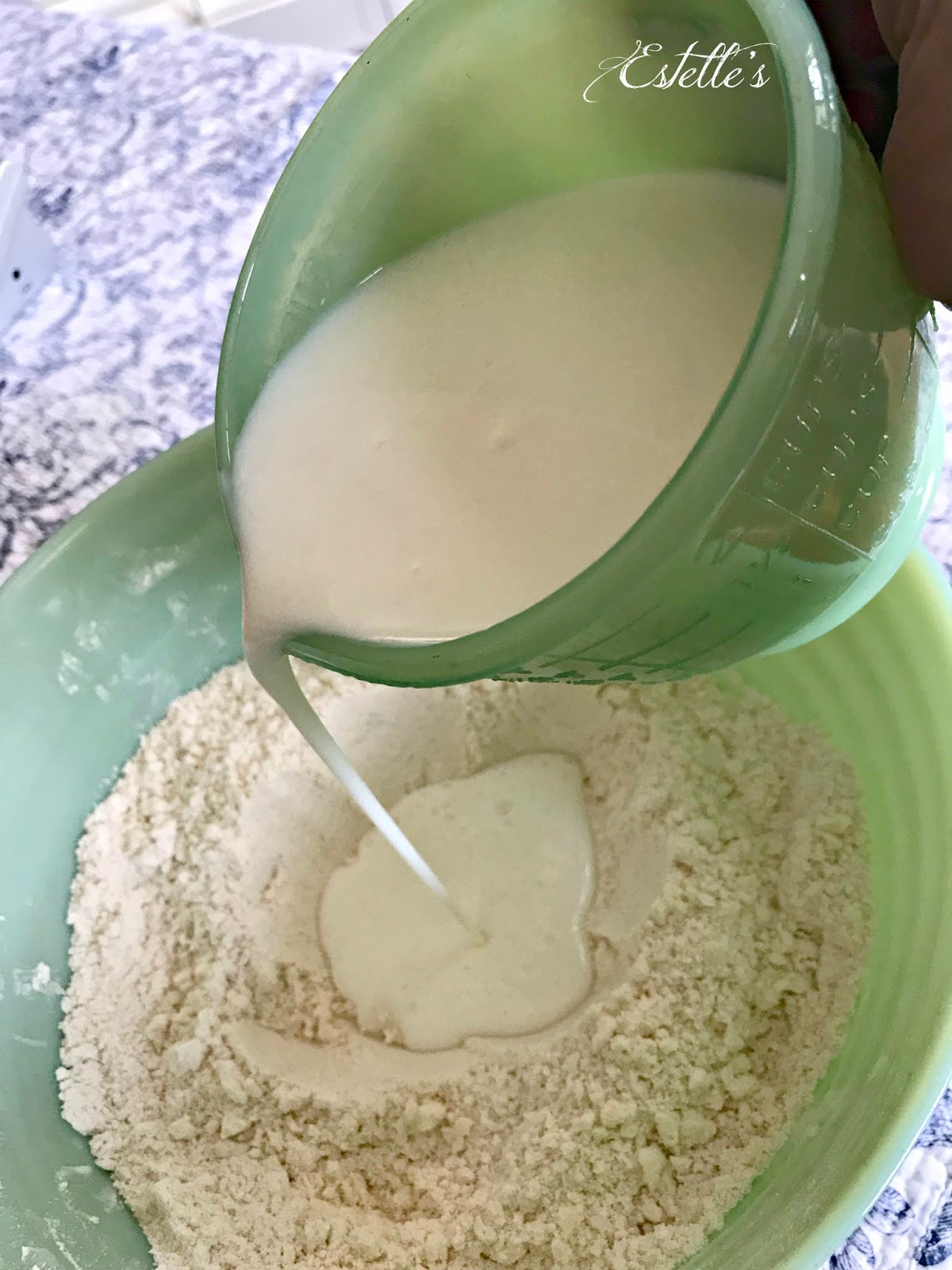 Estelle's BUTTERMILK BISCUITS BY MAGNOLIA TABLE