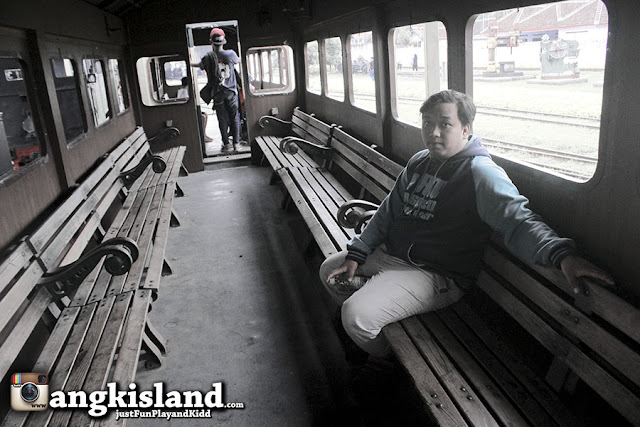 menyepi sendiri