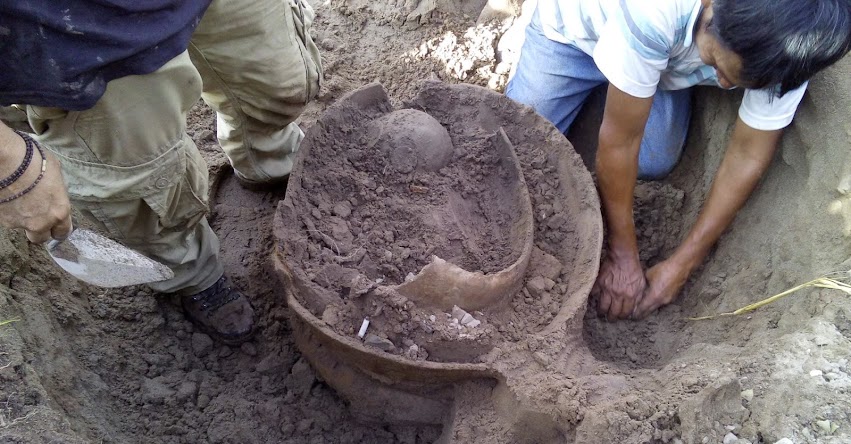 Descubren vestigios arqueológicos en Institución Educativa arrasado por el Río Perené - Junín