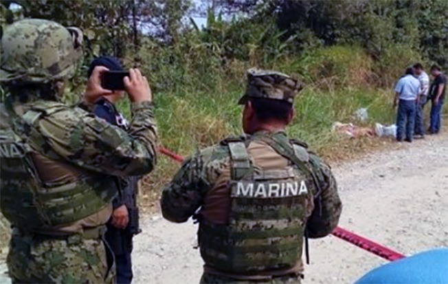 HALLAN en TABASCO a 3 POLICIAS SECUESTRADOS en VERACRUZ..."DECAPITADOS y ENCOSTALADOS".. Screen%2BShot%2B2017-01-28%2Bat%2B15.08.18