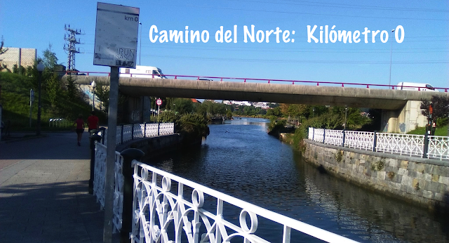 Foto del Puente de Santiago, kilómetro 0, en el Camino del Norte