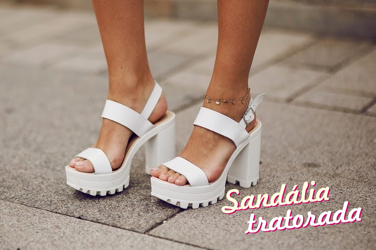sandália tratorada branca