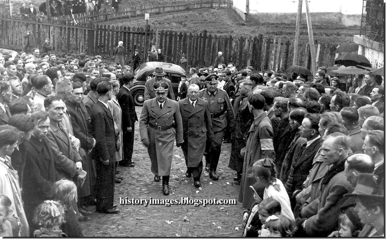 HISTORY IN IMAGES: Pictures Of War, History , WW2: Poland Under German
