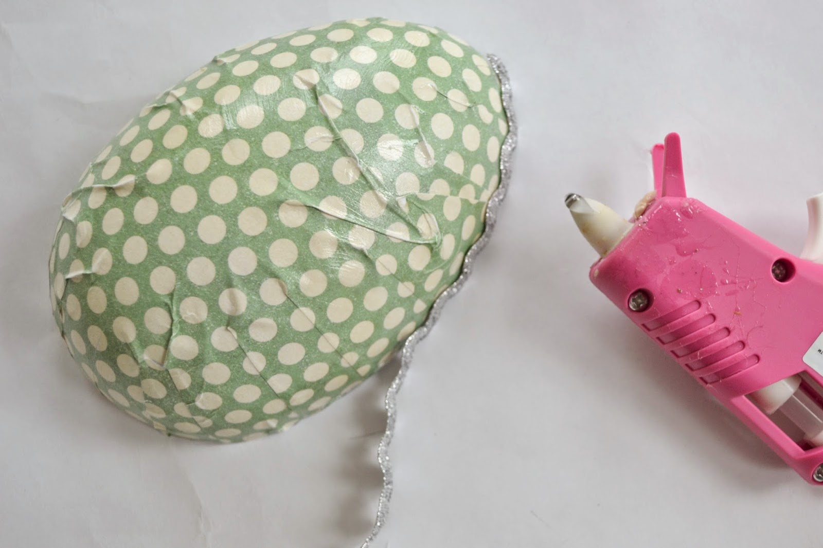 Attic Lace Turn Plastic DollarStore Eggs into Keepsake Easter Eggs