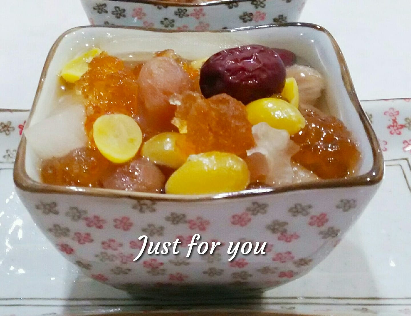 PEACH GUM TAO JIAO DESSERT
