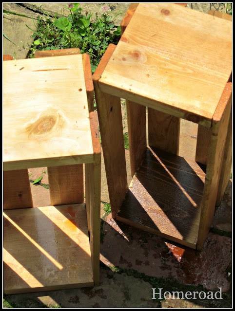 staining wooden crates