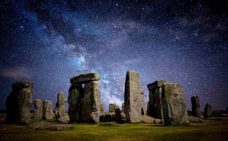 5. Stonehenge, Wiltshire, England - Top 10 Enigmatic Places