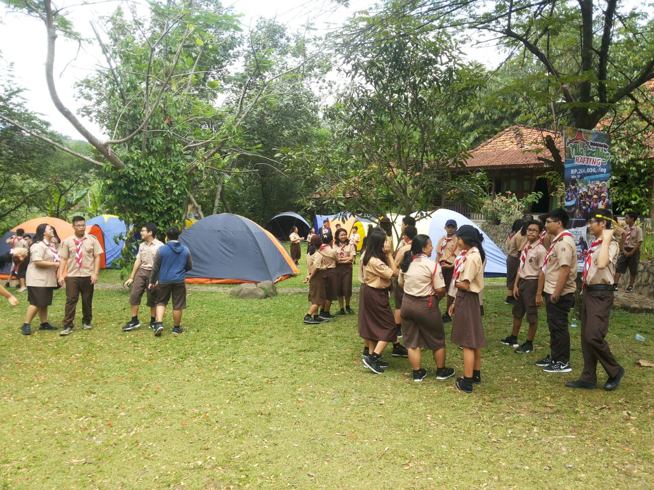 Tempat Camping di Sentul Bogor Jawa Barat, Villa Roso ...