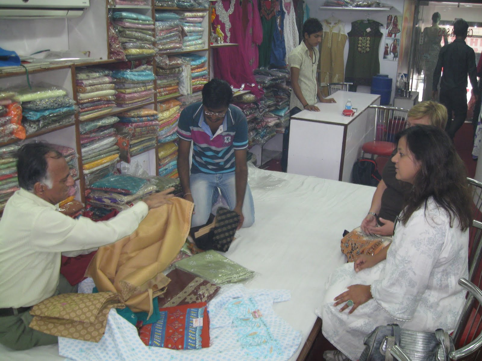 Along the Silk Road: India: A day of exploring the market in Karol Bagh