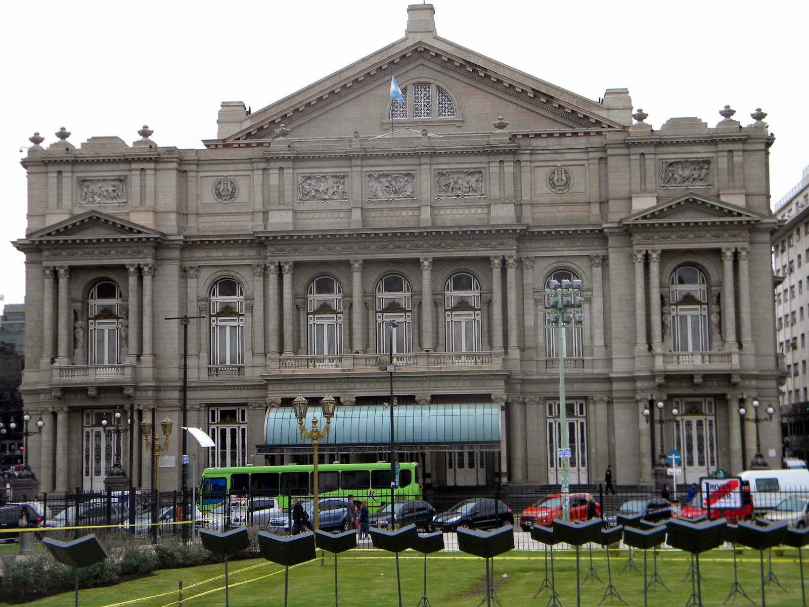 Explorador Turístico: Teatro Colón
