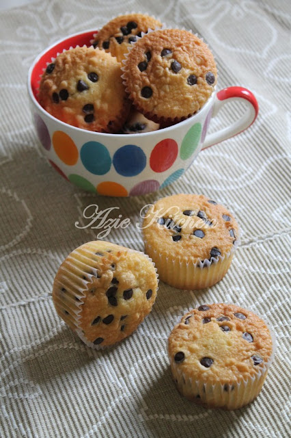 Vanilla Dan Chocolate Chips Cupcakes