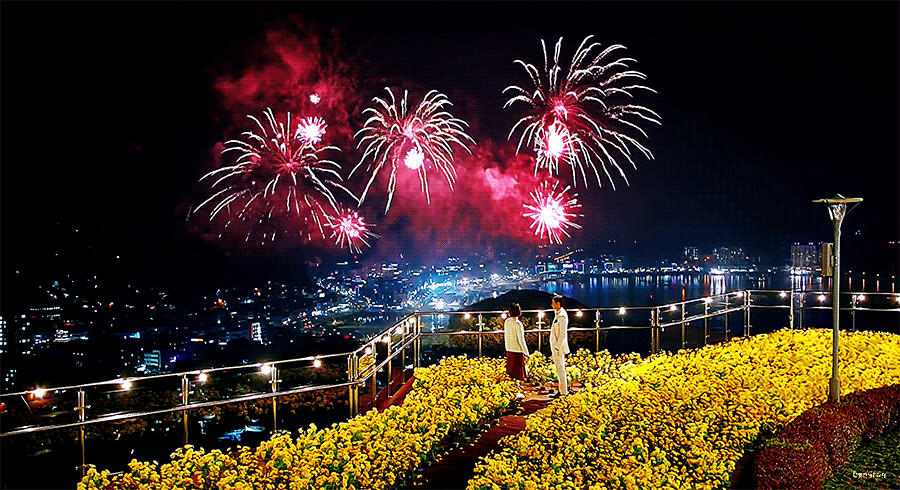 theqoo inserted image