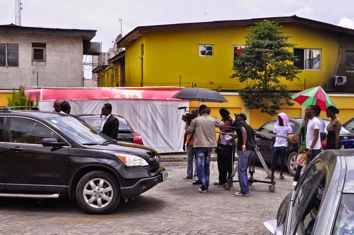 monalisa chinda talk show host