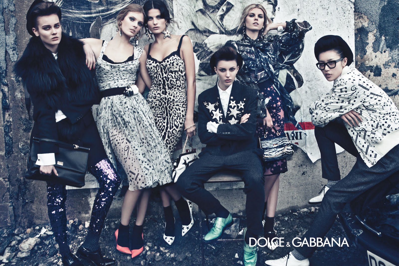 Dolce & Gabbana F/W 11.12: Constance Jablonski, Isabeli Fontana, Monika ...