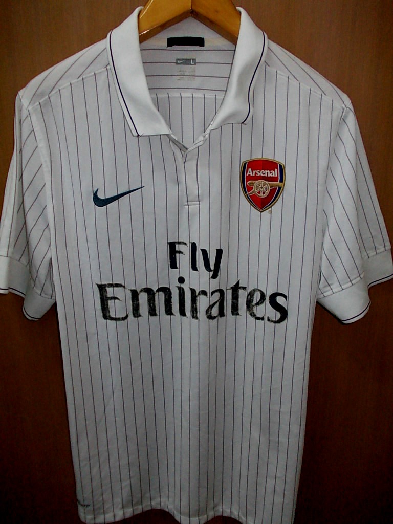AFBUNDLE CLOTHING ASIA GLOBAL BUNDLE ARSENAL 2009 AWAY AUTHENTIC