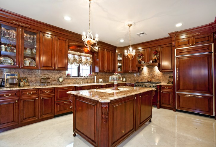 How to Varnish Kitchen Cabinets