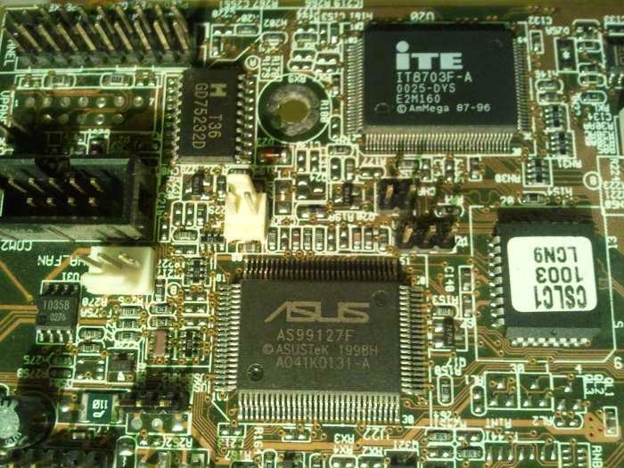 elektrotechnika a IT: Na súčiastky - základná doska p800