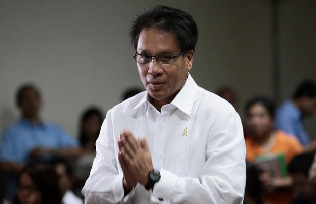 Duterte Supporter Got Death Threats After Making A Viral Letter Addressed To Mar Roxas Duterte Supporter Got Death Threats After Making A Viral Letter Addressed To Mar Roxas