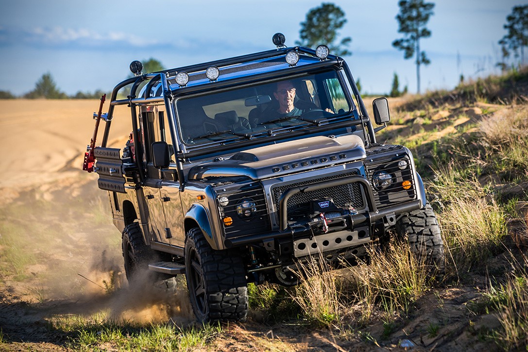 Land Rover Defender Project Viper Teknolsun