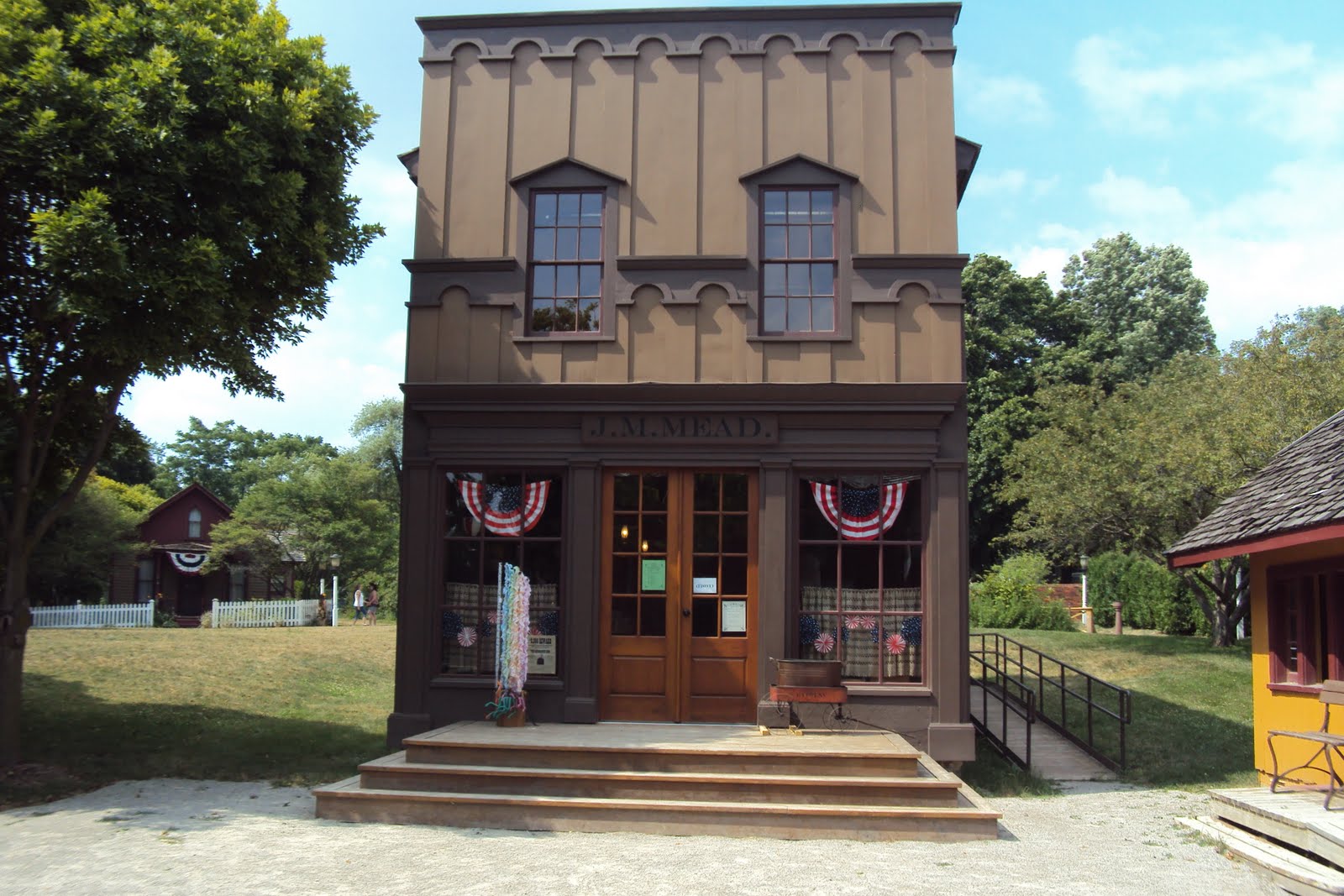 Holly Hills Primitives MILL RACE VILLAGE...