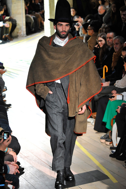 COOL CHIC STYLE to dress italian: Yohji Yamamoto Fall/Winter 2012 ...