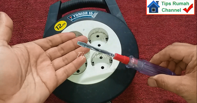 Cara Membuka &amp; Memasang Kembali Casing Kabel Roll Tanpa