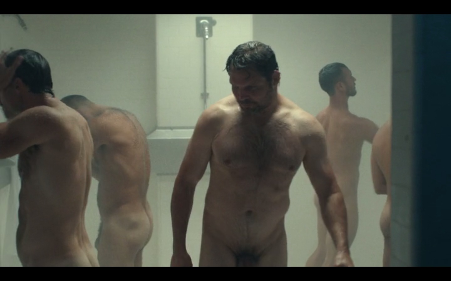 Looking 2x03 - Murray Bartlett, Matthew Risch, Naked Extras, Russell Tovey ...