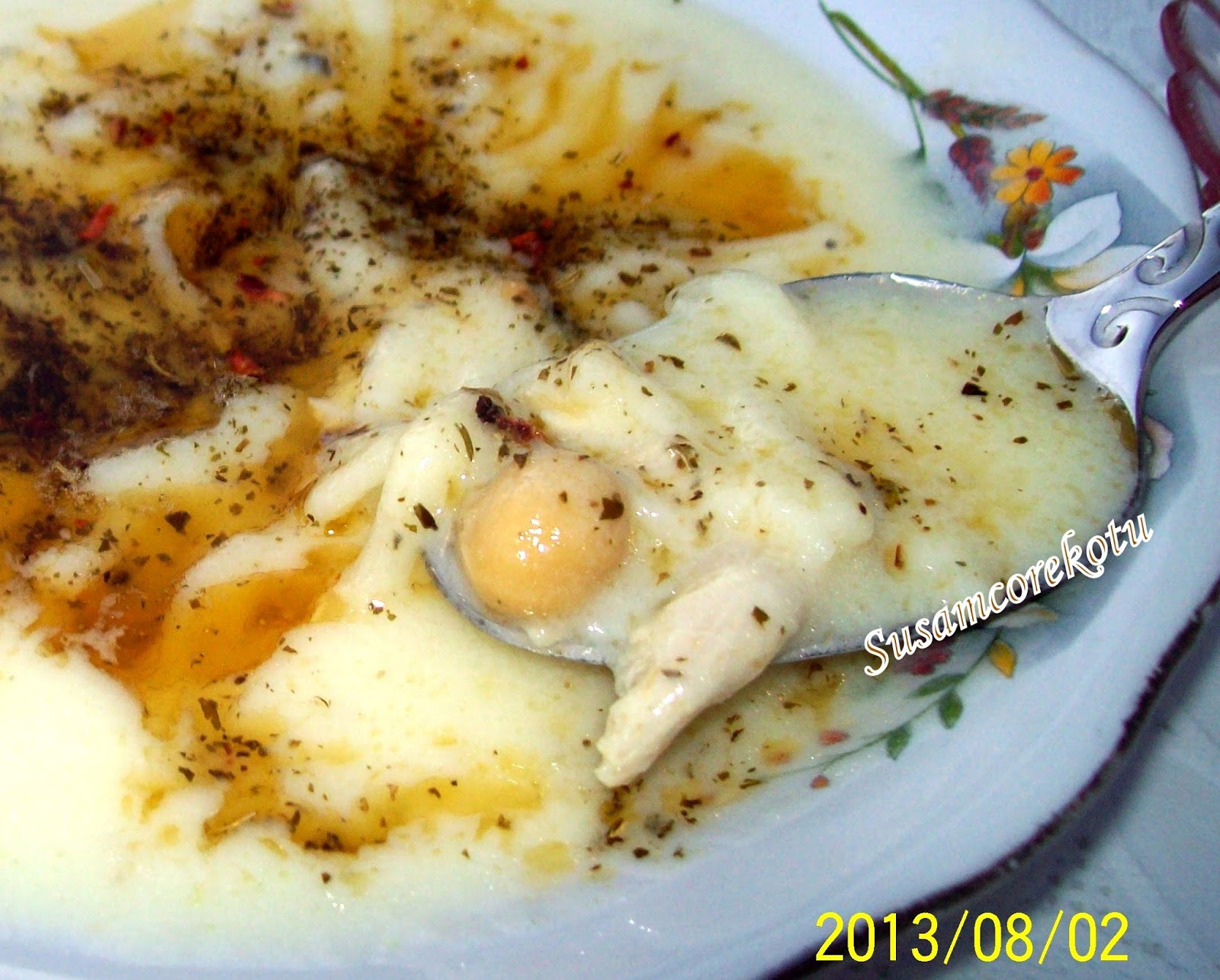 ERİŞTELİ YOĞURT ÇORBASI (TAVUKLU,NOHUTLU ) Bomba Yemek