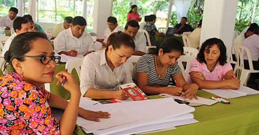 MINEDU capacita a 13 mil directores y subdirectores de colegios públicos del país - www.minedu.gob.pe MINEDU capacita a 13 mil directores y subdirectores de colegios públicos del país - www.minedu.gob.pe