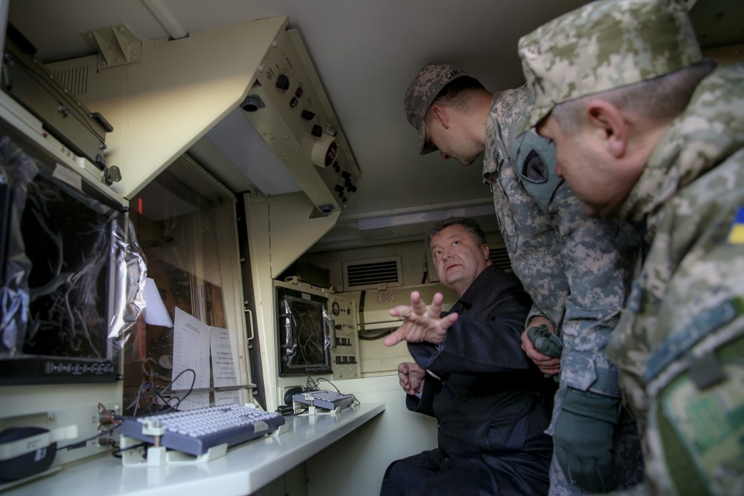 Американські контрбатарейні радари прибули в Україну Ukrainian Military Pages