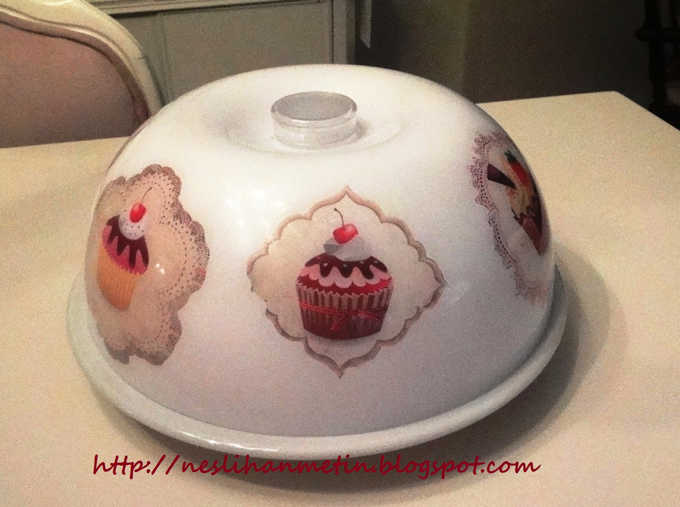 CUTE CATS Neslisu � nun Dükkanı CAM BOYAMA DEKOPAJ PASTA / KEK