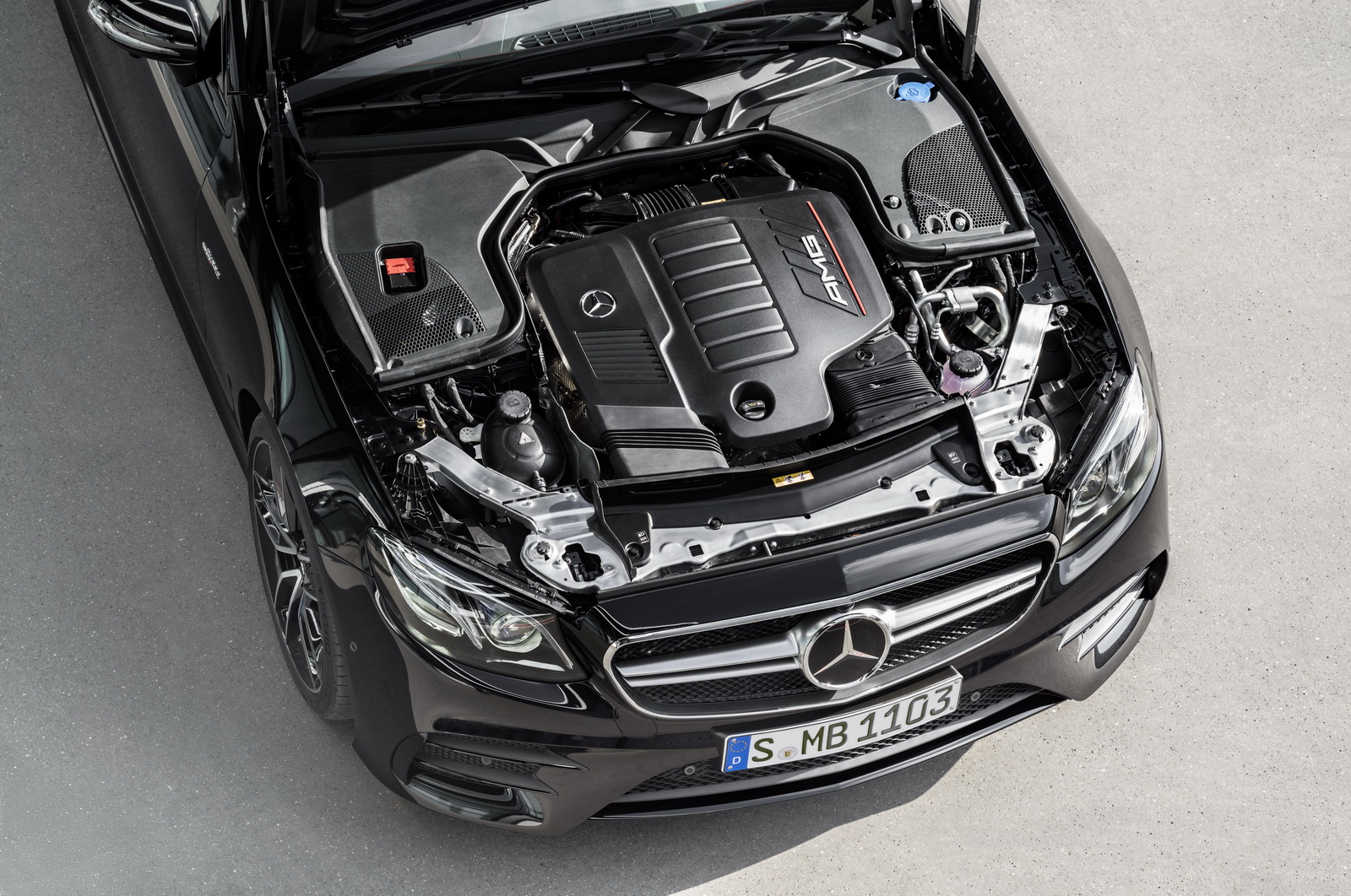 MERCEDES-AMG-E53-08.jpg