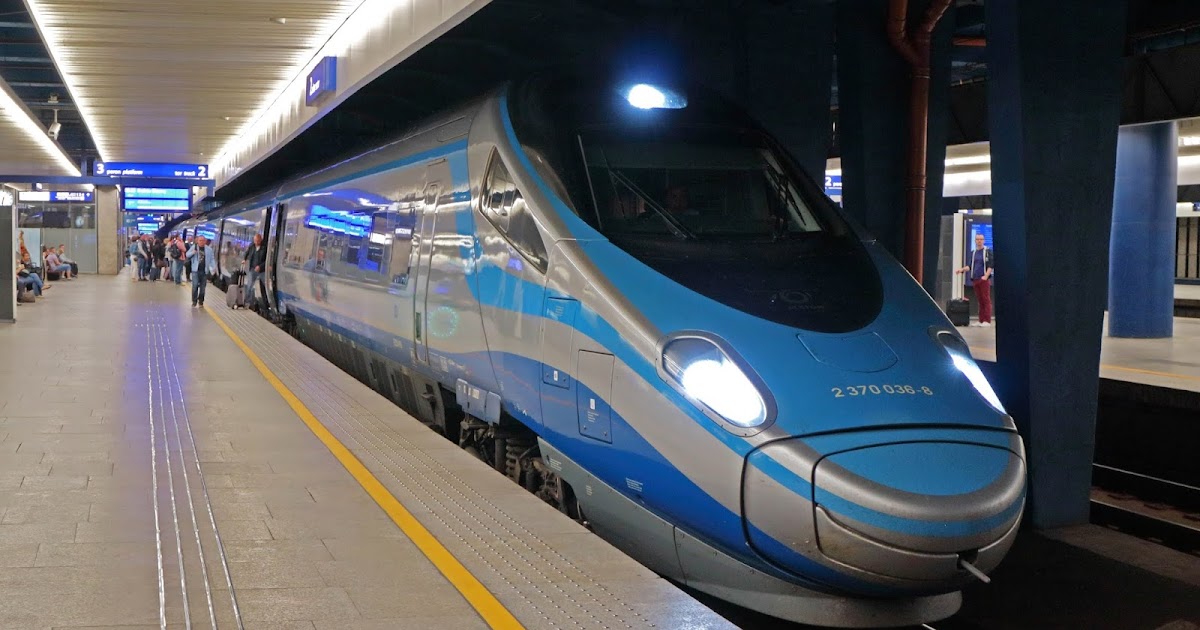 Rita的德國採購&旅遊日記 波蘭高速火車Express InterCity Premium (EIP)經驗分享