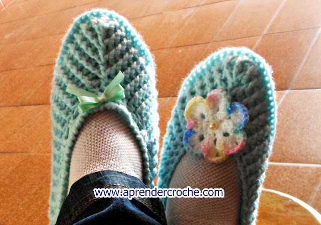 Como fazer pantufas em crochê - Acessórios em Croche - Curso de Crochê Grátis com Edinir Croche no Blog Aprender Croche