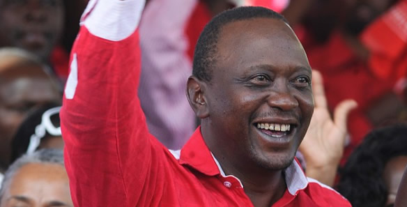 Uhuru Kenyatta, foi reeleito para um segundo mandato