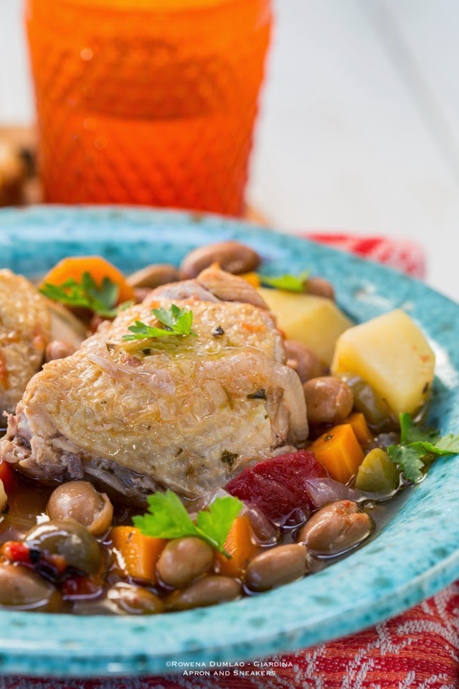 Slow Cooker Chicken and Bean Stew