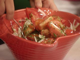Ensalada de tomates y cebolla