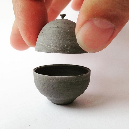 15-Jon-Almeda-Tiny-Miniature-Pottery-Vases-Teapots-and-Bowls