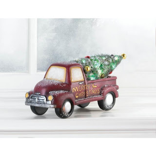 Lighted Christmas Truck Decor - Giftspiration
