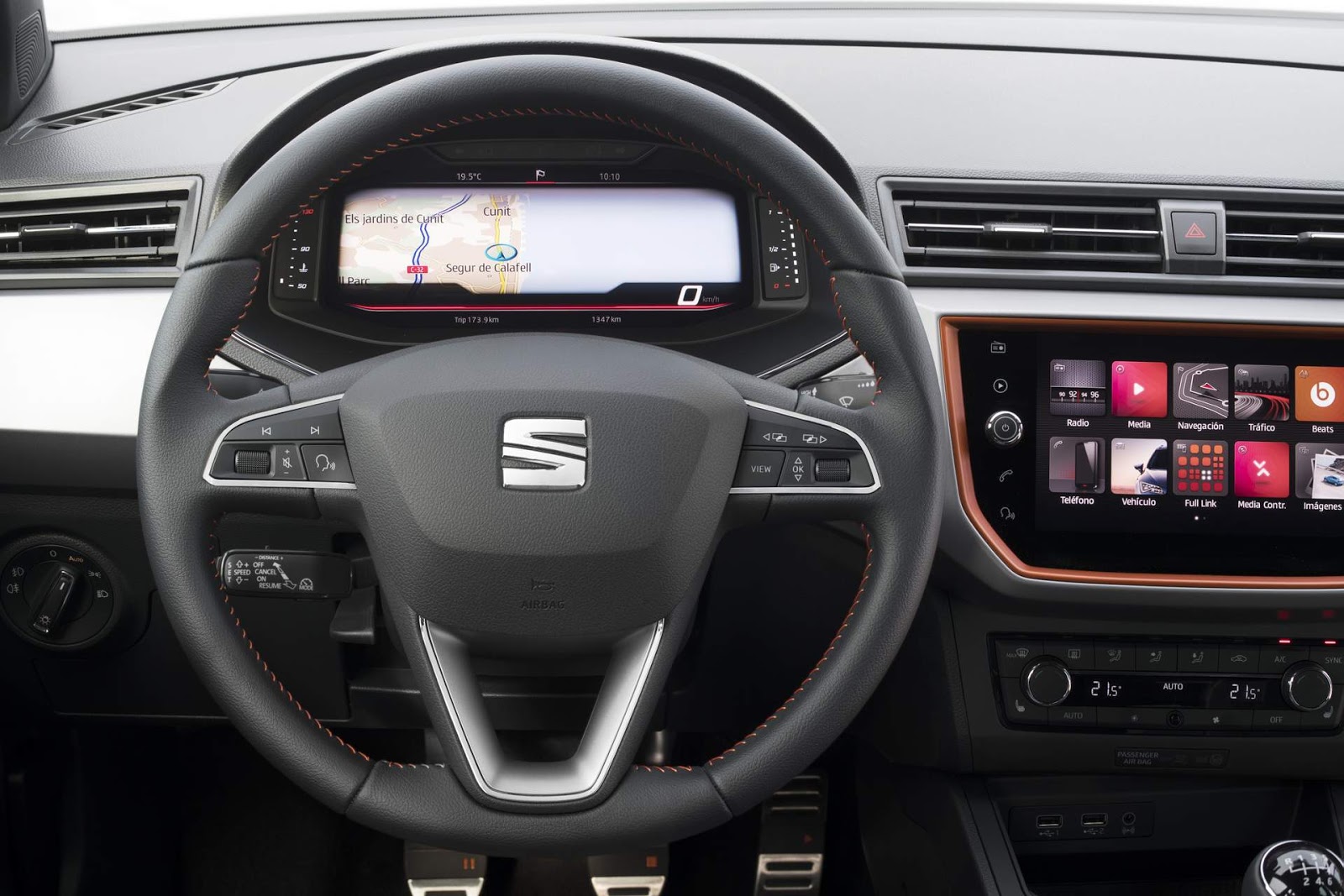 Seat e Arona ganham Cockpit Virtual Digital Europa