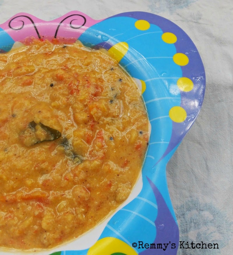 Remmy's Kitchen Thakkali parippu kootan / Tomato dal curry