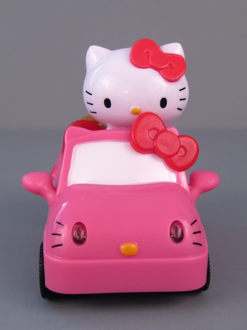 Fitness Fashion: Hello Kitty figurine and plush toy