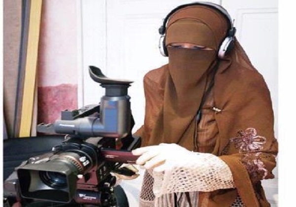 Jangan Jadikan Kecantikan Sebagai Alasan, Hati-hati Muslimah Suka Panjangkan Kuku Jadi Sarang Setan