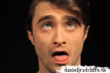T4: Daniel Radcliffe gives acting lessons (to use in a scary movie)