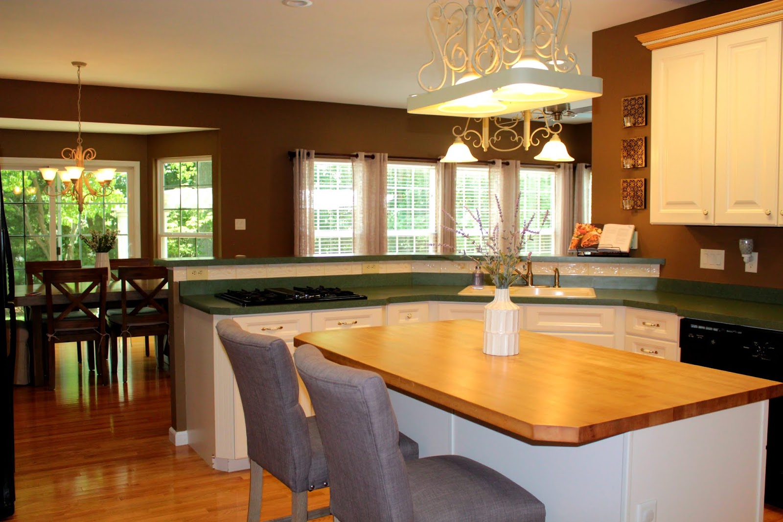 Real Estate News Phenomenal ranch with a great floor plan and tons of