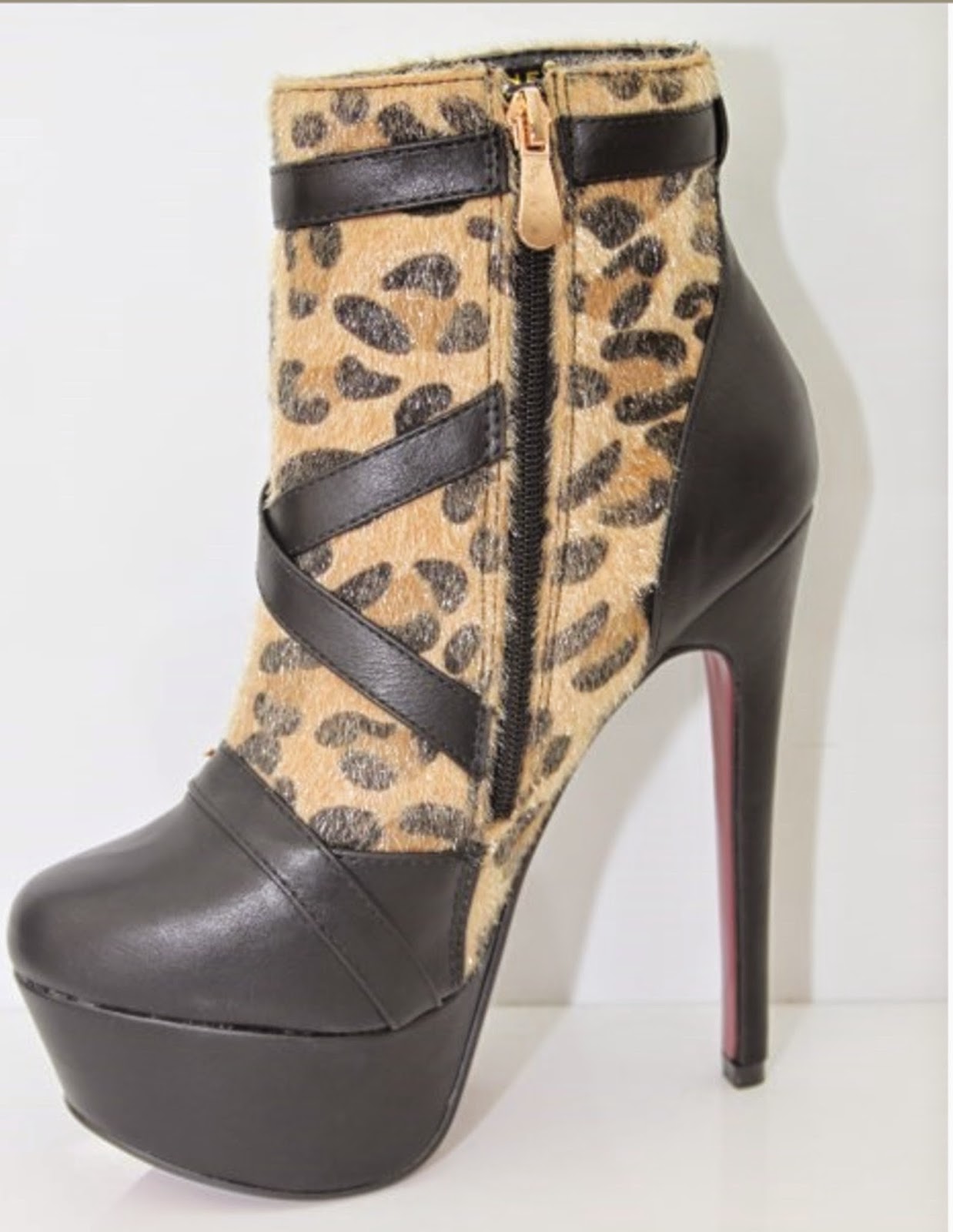 http://www.ebay.fr/itm/NOUVEAU-bottines-sexy-semelle-rouge-dessus-noir-et-leopard-plateau-sexy-WOW-/301467538478?ssPageName=STRK:MESE:IT