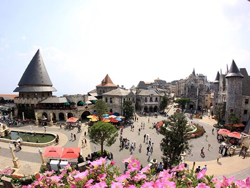 [Image: Du-ngoan-thien-duong-hoa-Ba-Na-Hills-1.jpg]