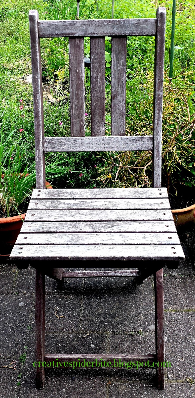 Bitten by that creative Spider How to make any old cheap withered wooden chair look like an